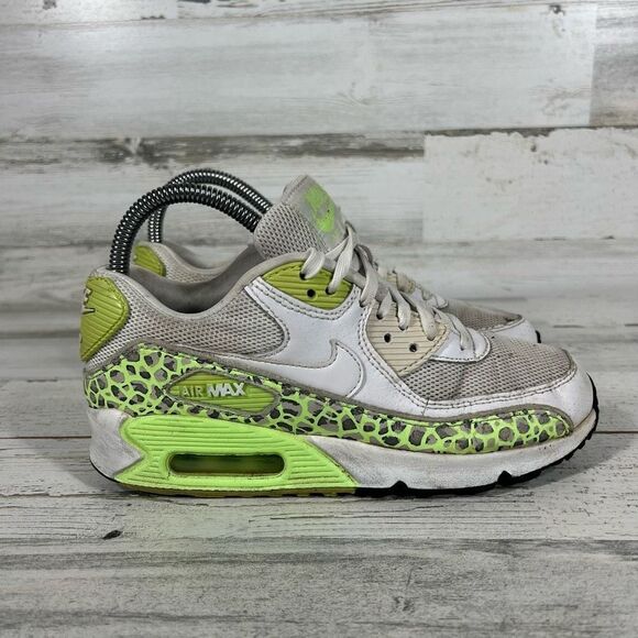 Nike‎ Womens Air Max 90 Premium Leather Safari Sneaker White Ghost Green Size 6 - Picture 1 of 8